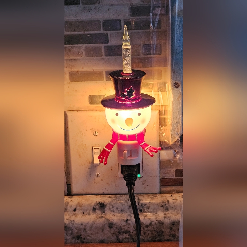 Festive Bubble Snowman Night Light with Purple Hat